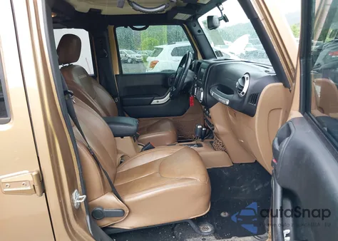 2015 Jeep Wrangler Unlimited Sahara из США, поврежденный, VIN 1C4BJWEG0FL653952